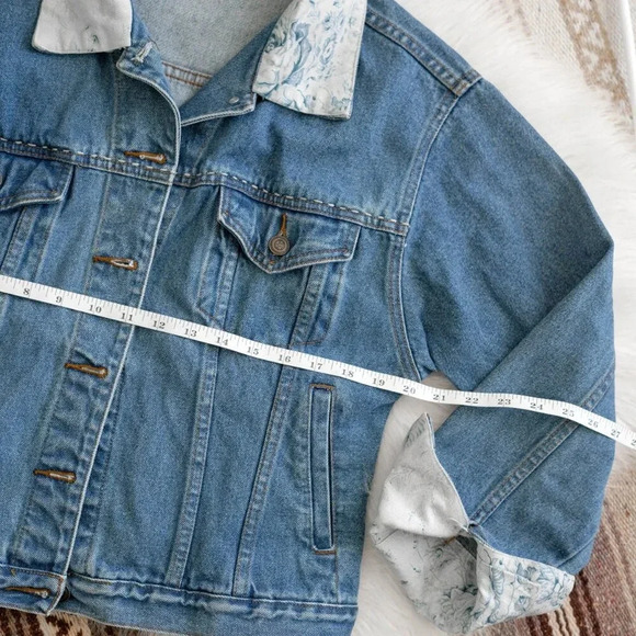 TASHA POLIZZI DESIGNER WESTERN DENIM JEAN JACKET SECRET POCKETS FLORAL SZ L - Picture 8 of 10
